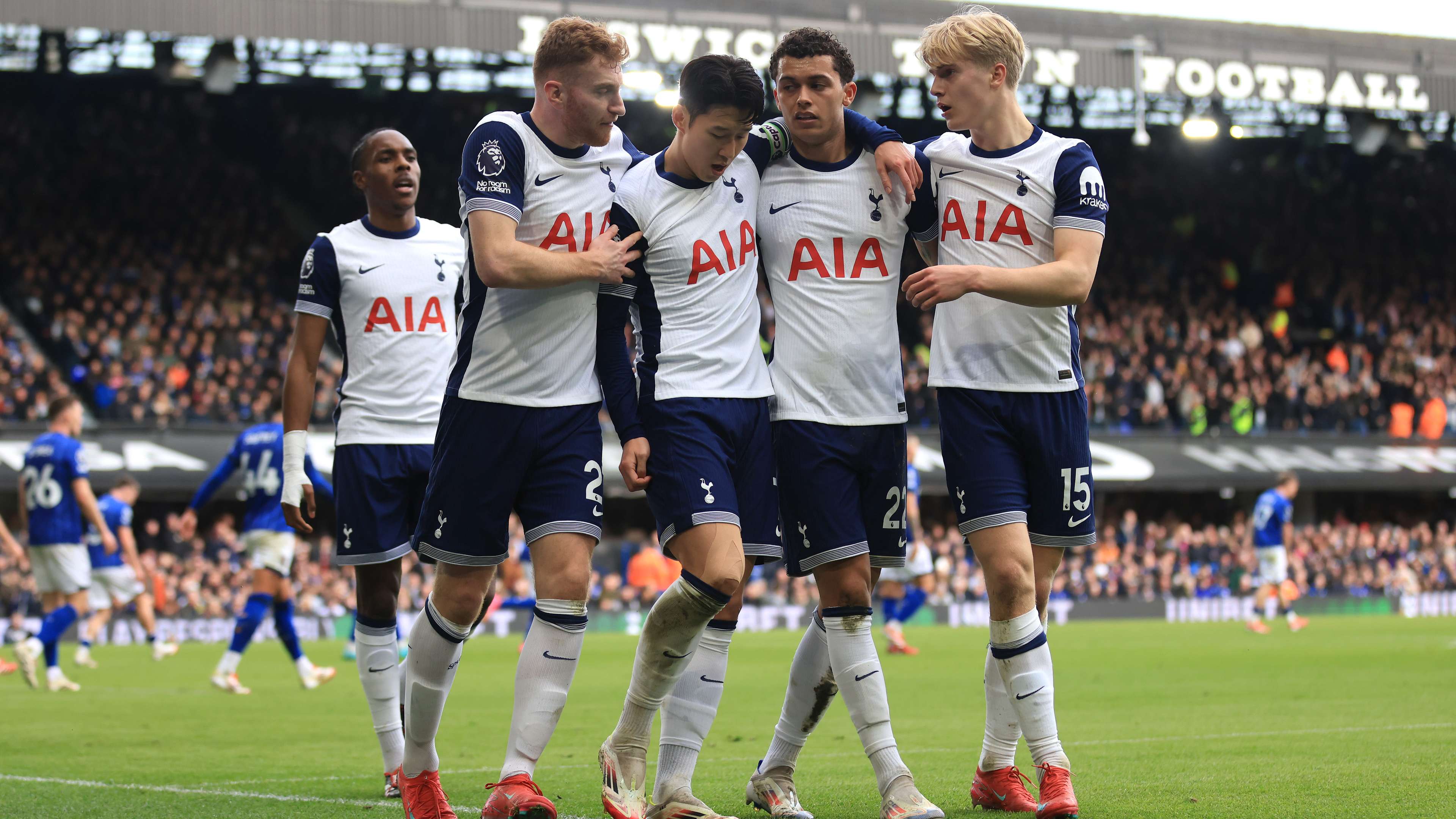 我尼玛，被绝平！！！！干嘛下佩德里啊，一下就没控制力了。45亮74回复.